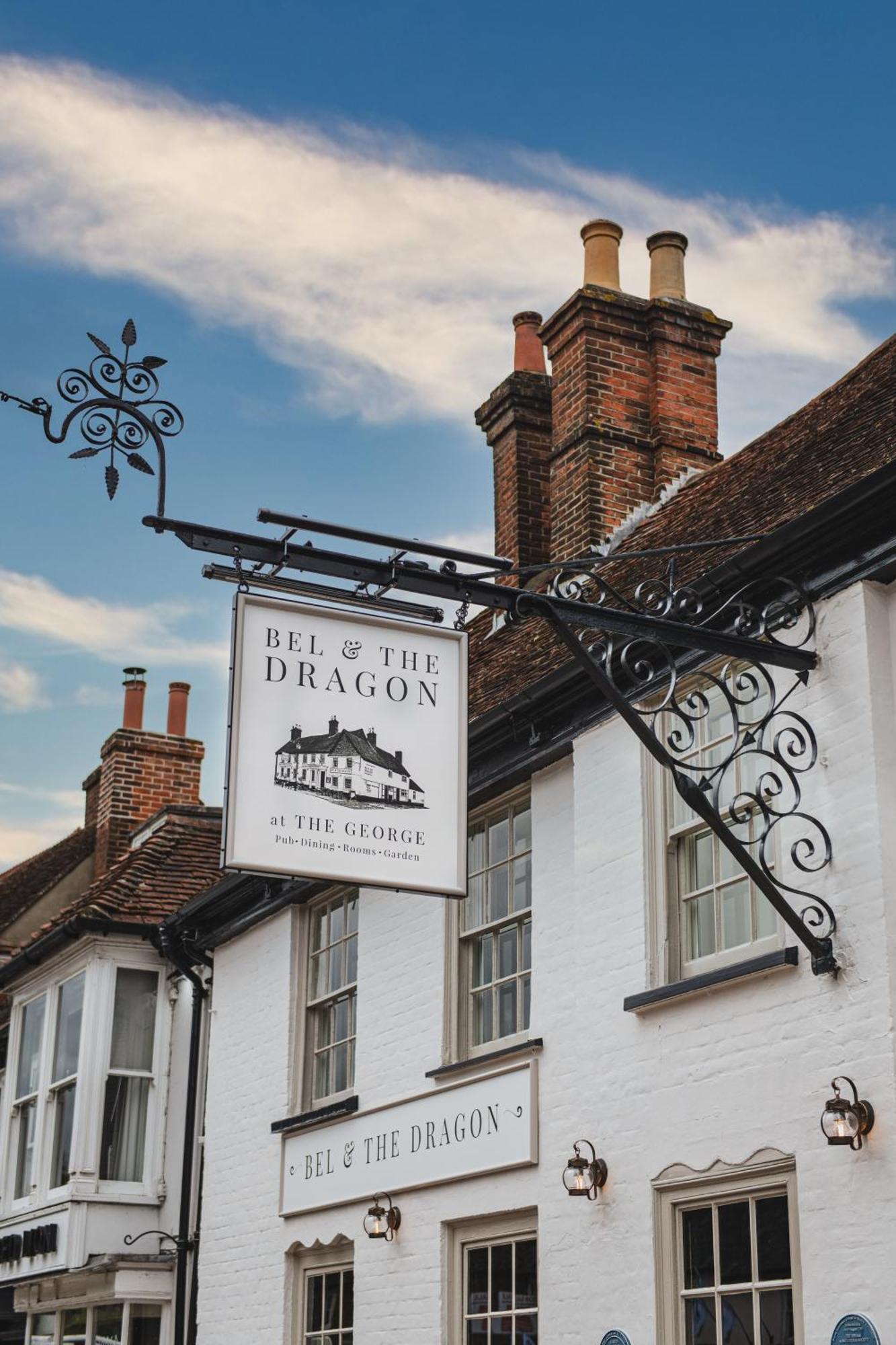 Bel And The Dragon-Odiham Hotell Exteriör bild